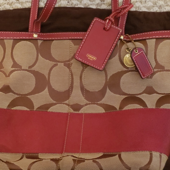 Coach Bag - Picture 2 of 3
